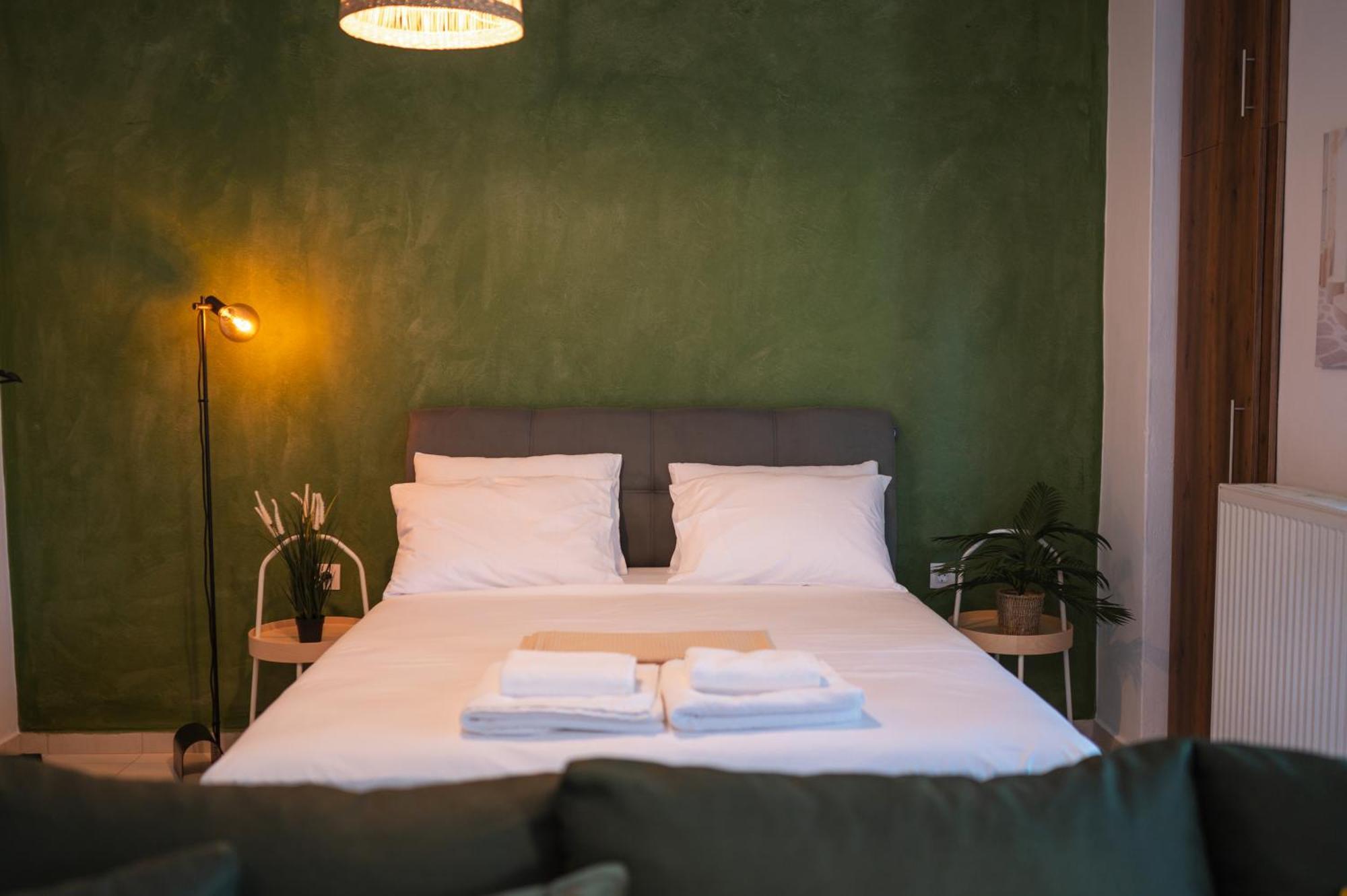 Ancient Forest Suite By Heeaven'S Hall Luxury Suites Alexandroúpoli Eksteriør bilde